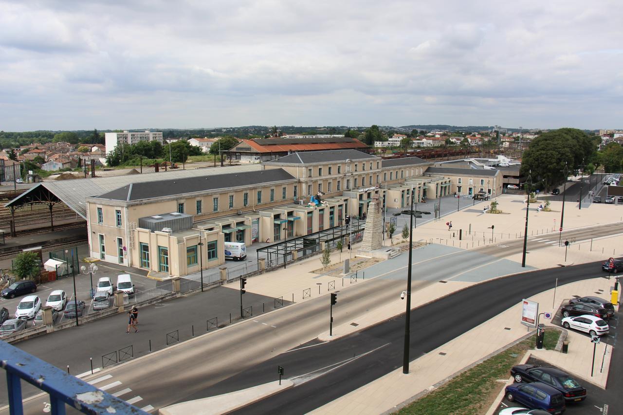 Hotel d'Orléans Angoulême Esterno foto
